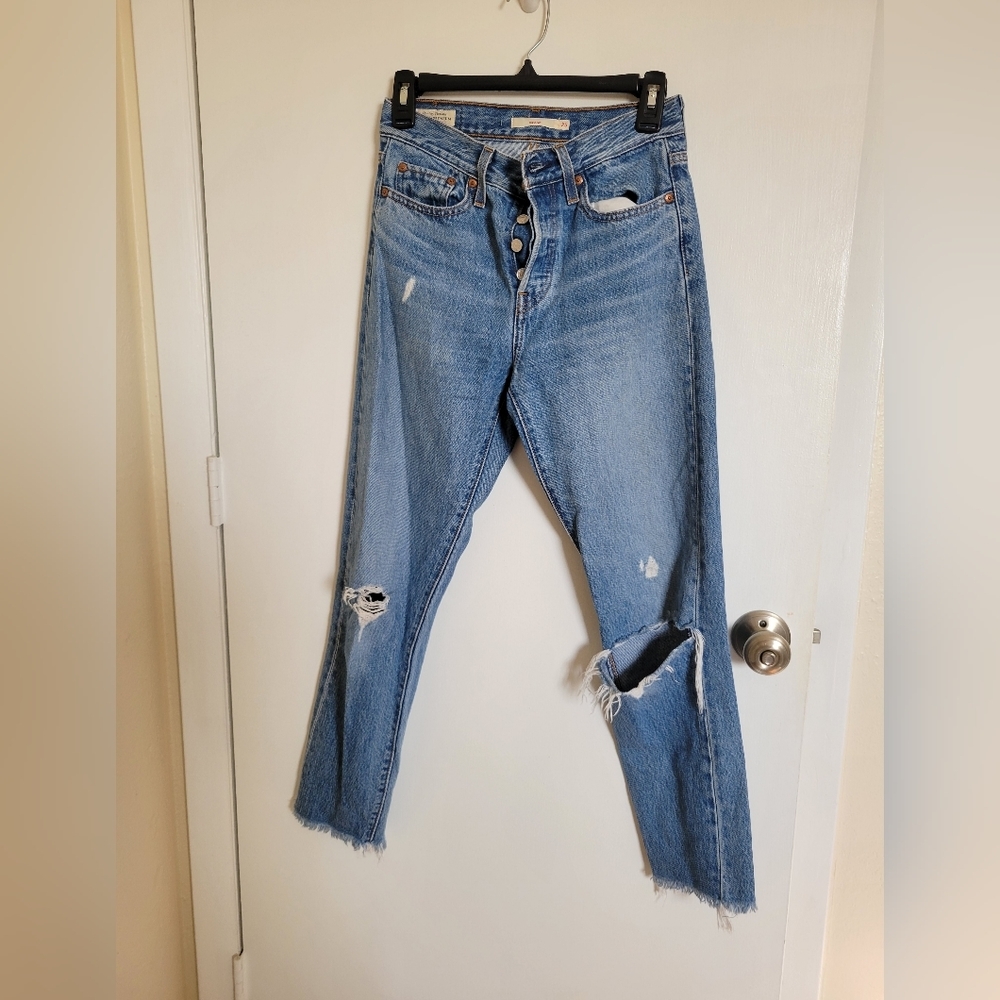 Levis Premium Wedgie Distressed Raw Hem Jeans